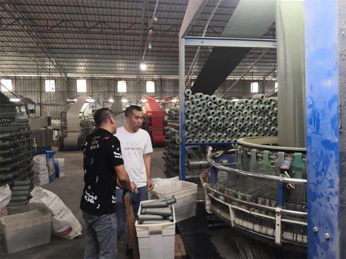 太平鎮(zhèn)開展專項(xiàng)安全檢查，煙花爆竹店、塑料廠與五金廠等單位接受全面排查